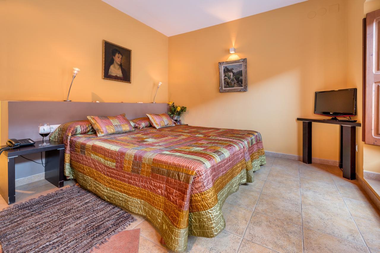 Hotel Cal Llop Gratallops Esterno foto